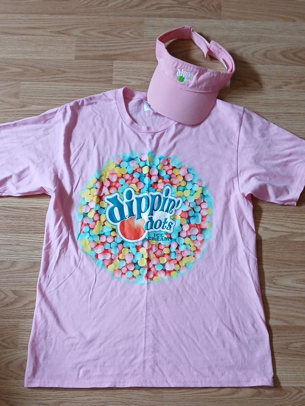 Dippin Dots Logo Size Medium Pink T Shirt With Matching visor